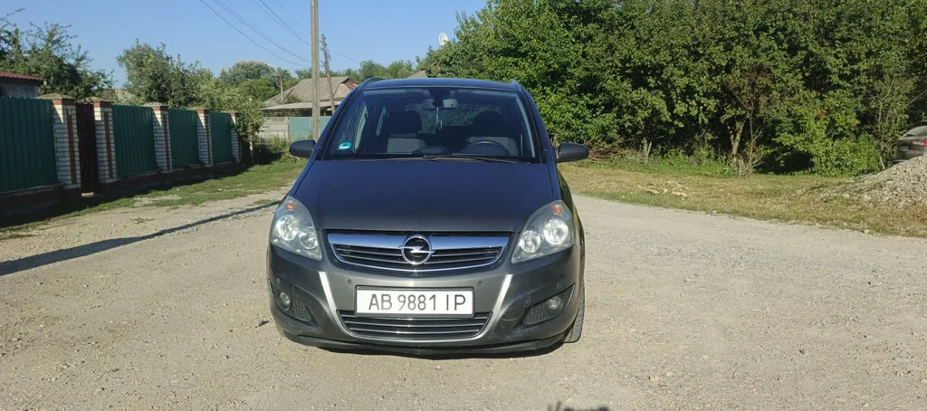 Фото 2009 Opel Zafira