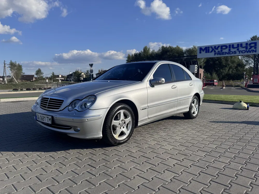 Фото 2003 Mercedes-Benz 200