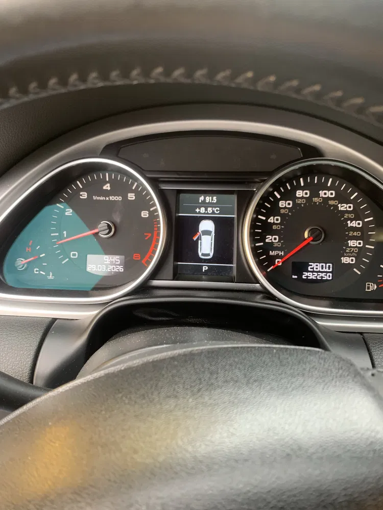 Фото 2012 Audi Q7