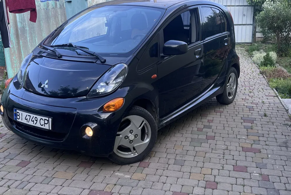 Фото 2014 Mitsubishi i