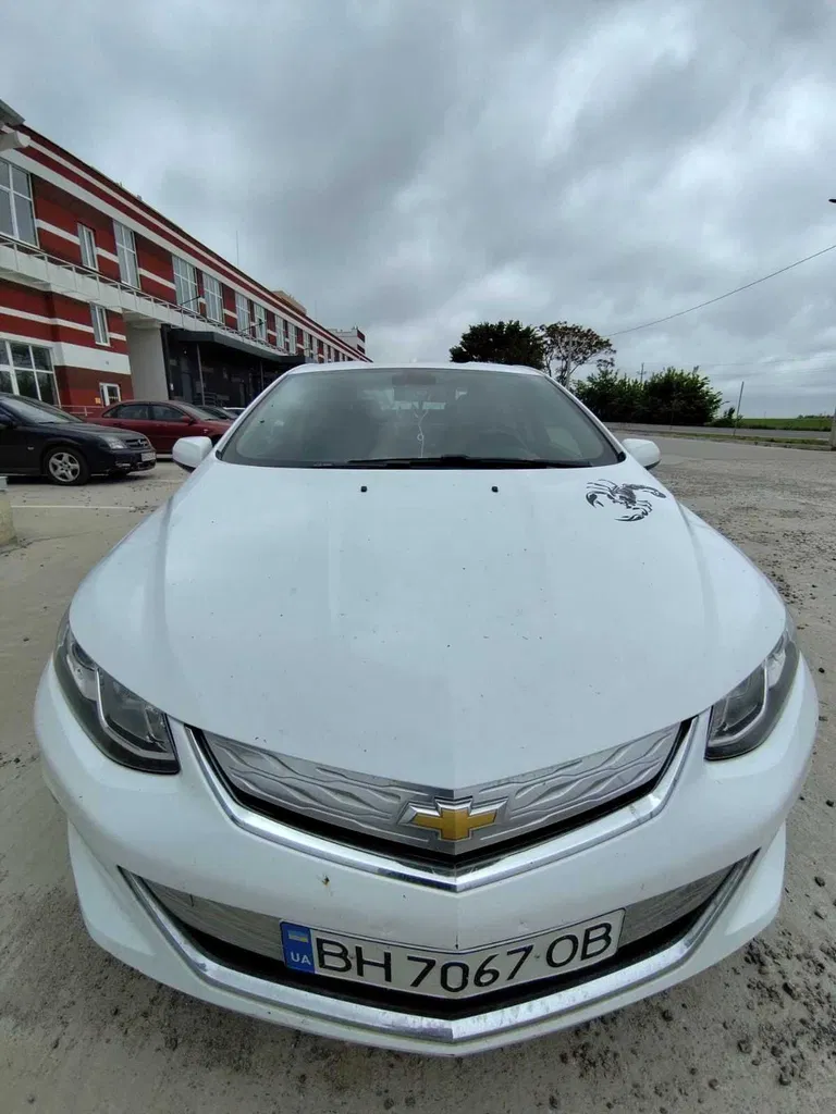 Фото 2016 Chevrolet Volt