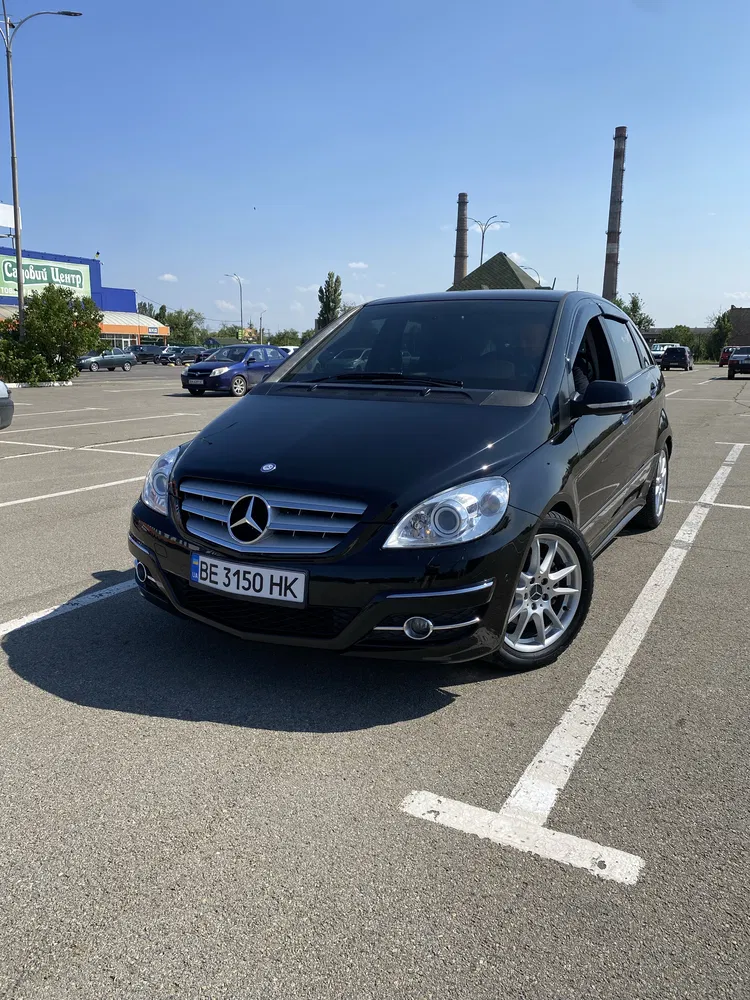 Фото 2010 Mercedes-Benz B серия