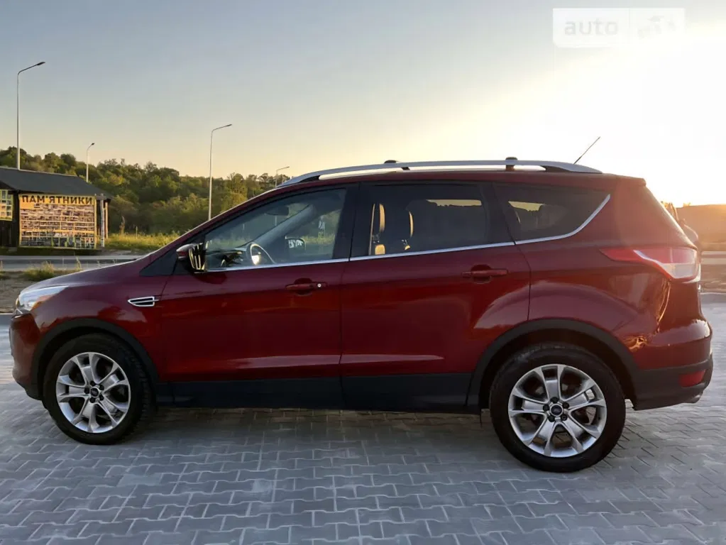 Фото 2013 Ford Escape