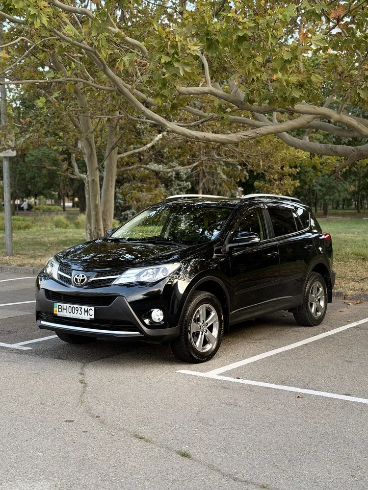 Фото 2015 Toyota RAV 4
