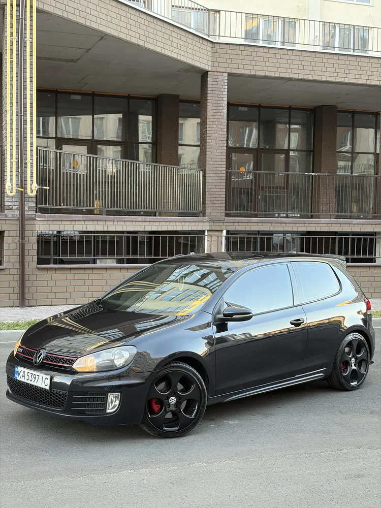 Фото 2009 Volkswagen Golf