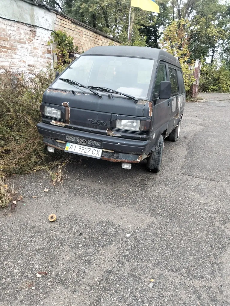 Фото 1990 Toyota Lite Ace