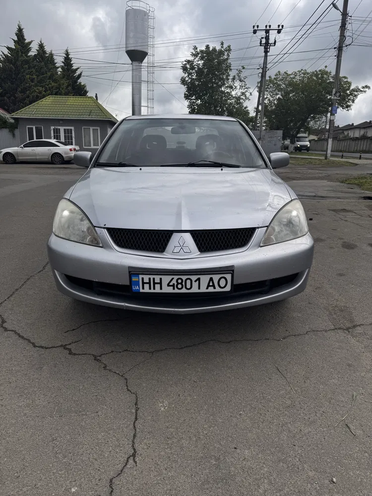 Фото 2005 Mitsubishi Lancer