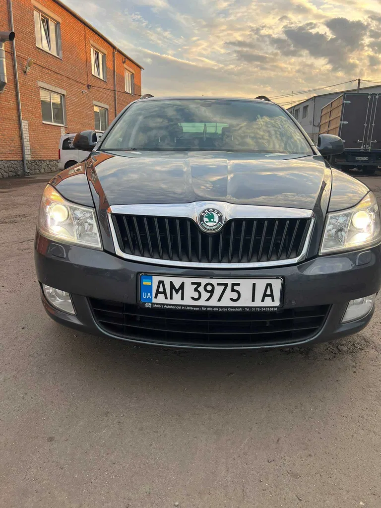 Фото 2010 Skoda Octavia