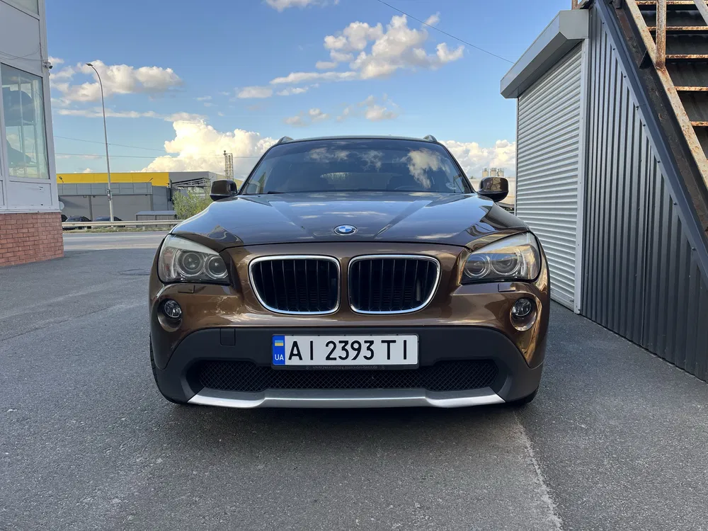 Фото 2012 BMW X1