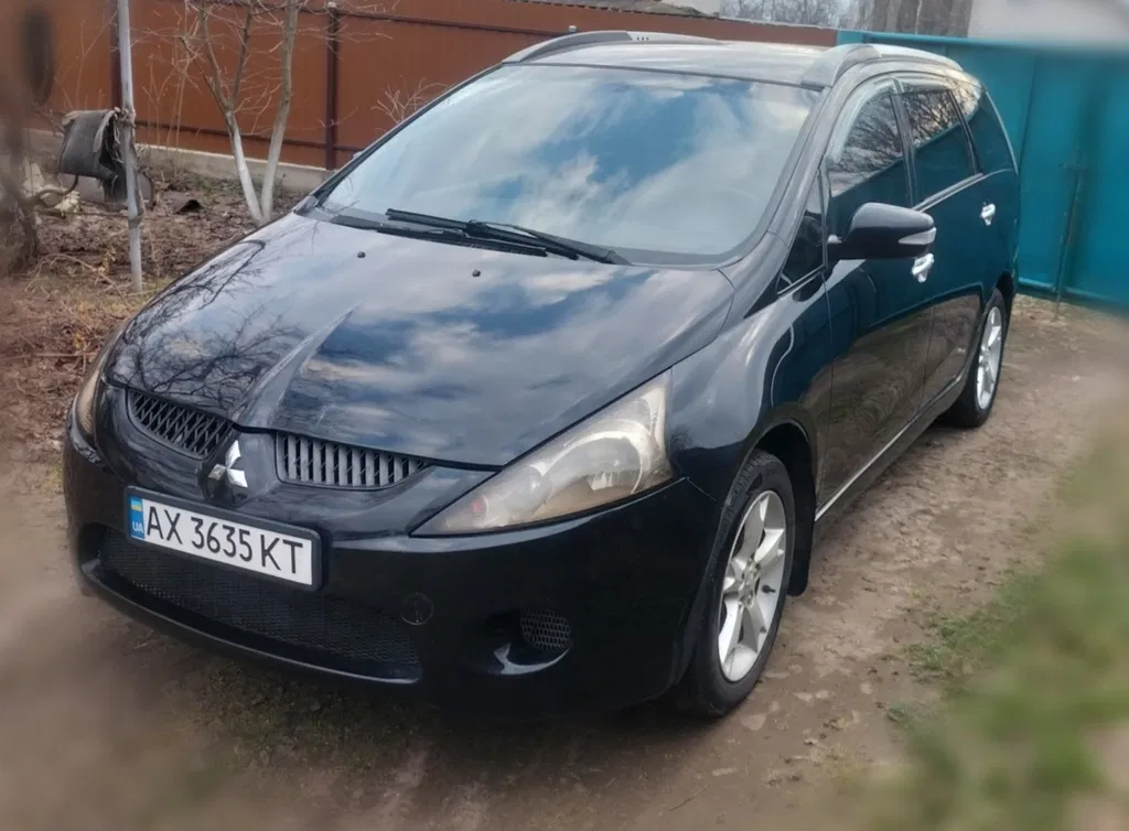 Фото 2008 Mitsubishi Grandis