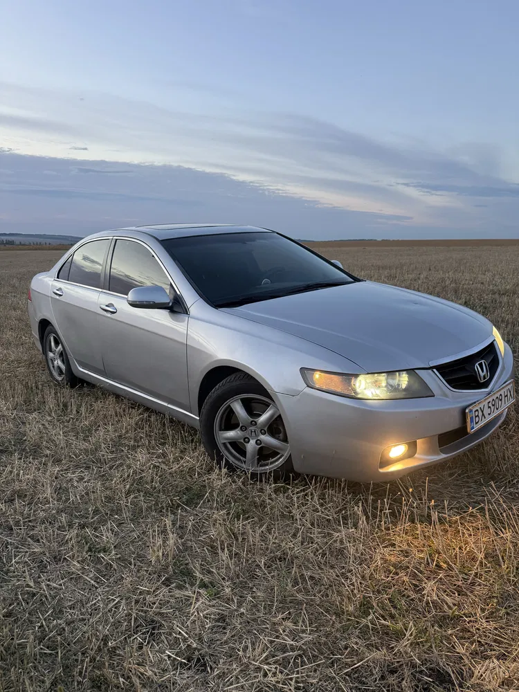 Фото 2004 Honda Accord