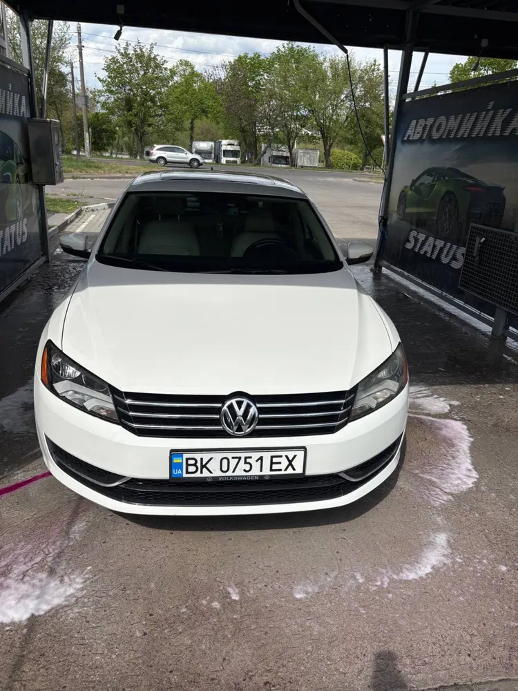 Фото 2014 Volkswagen Passat Sedan