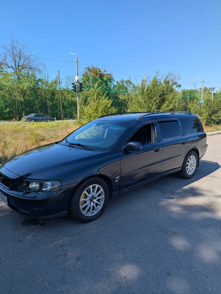 Фото 2003 Volvo V70