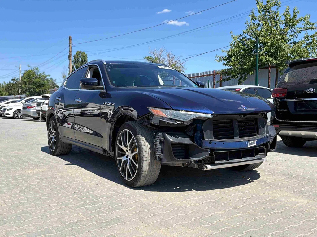 Фото 2018 Maserati Levante