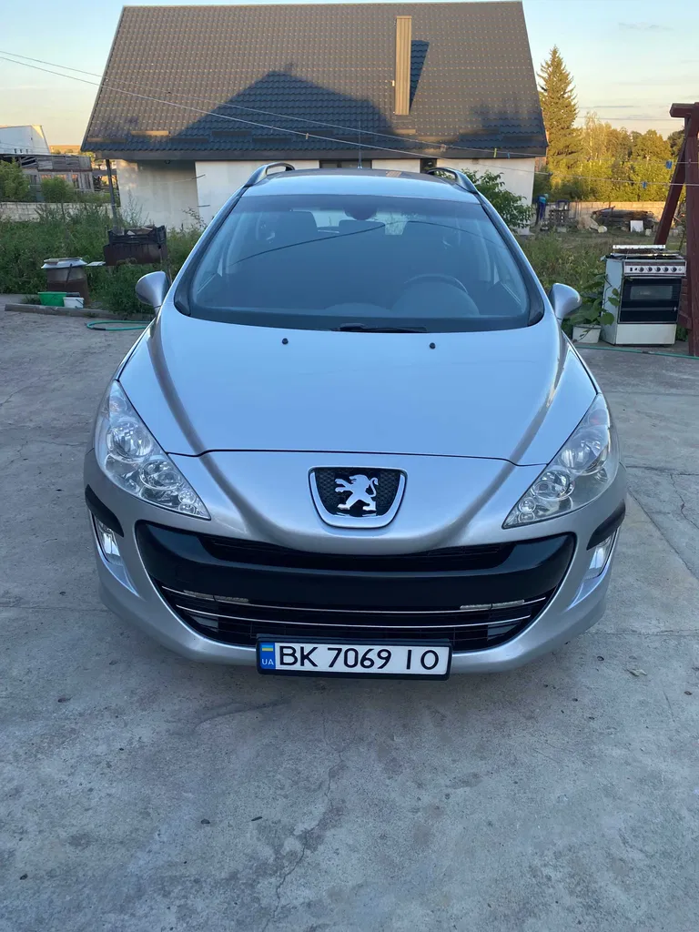 Фото 2011 Peugeot 308