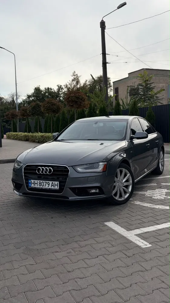 Фото 2013 Audi A4