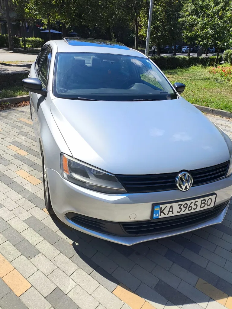 Фото 2012 Volkswagen Jetta
