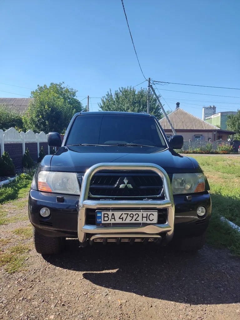 Фото 2005 Mitsubishi Pajero