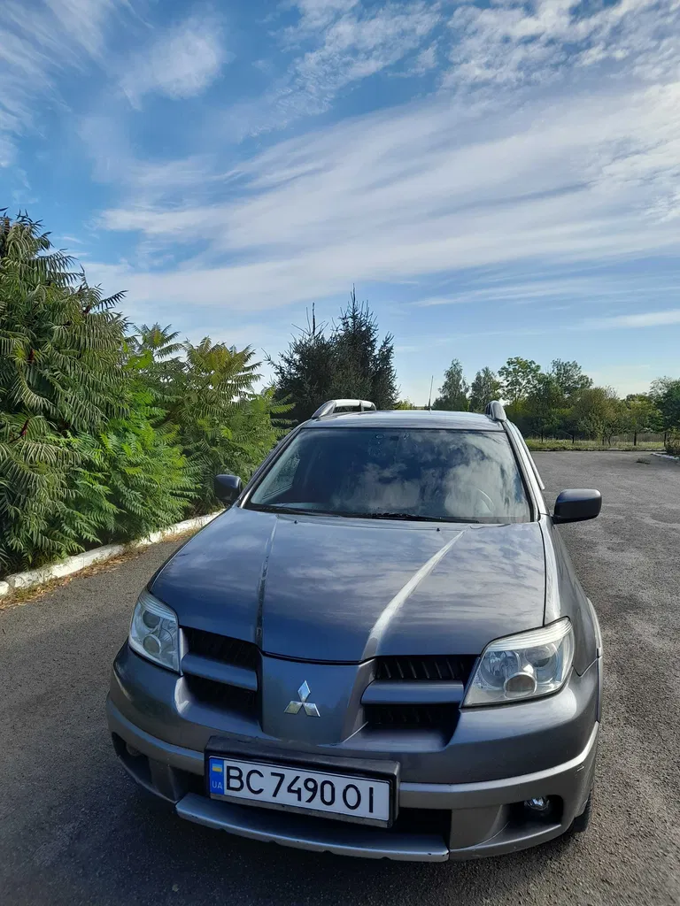 Фото 2006 Mitsubishi Outlander