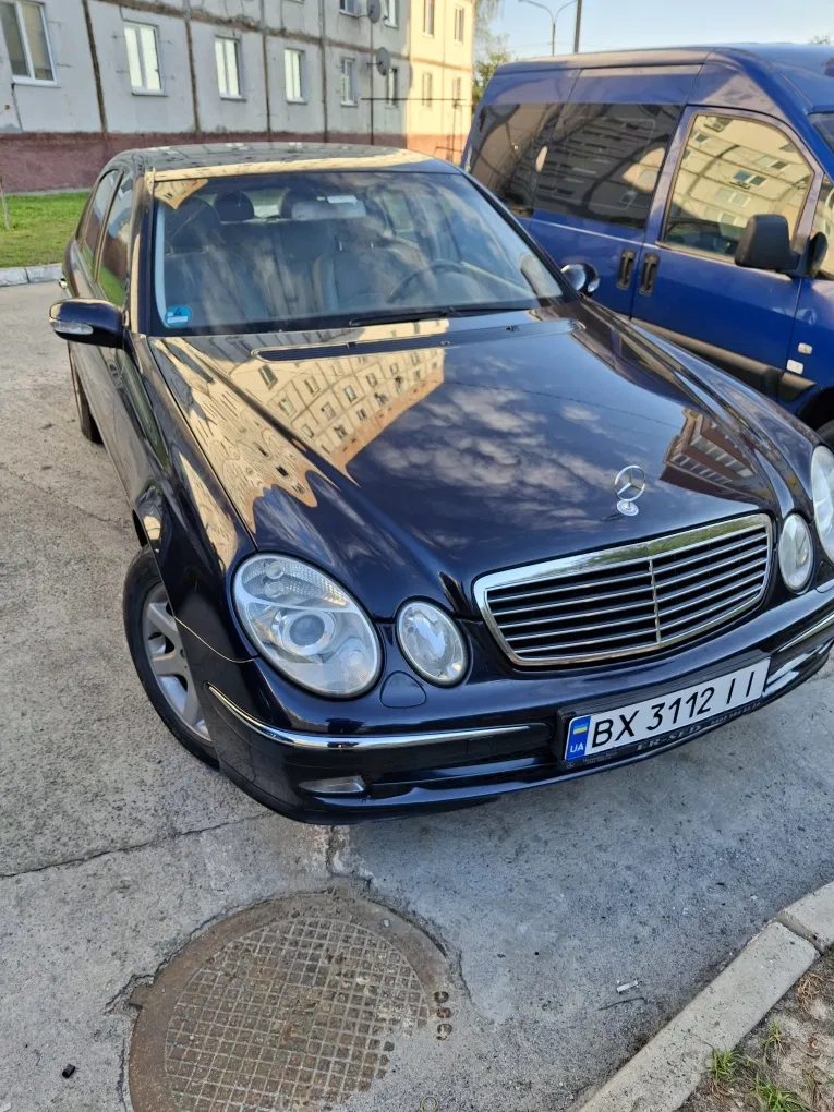 Фото 2004 Mercedes-Benz E серия