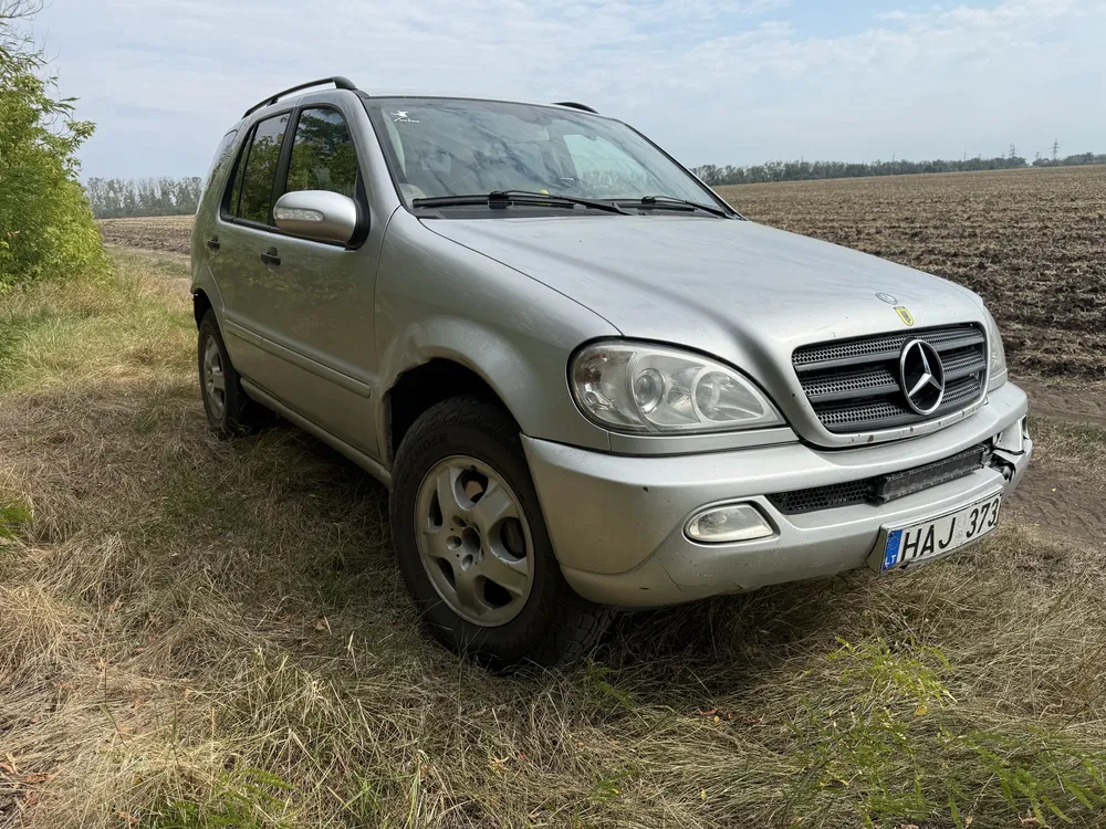 Фото 2004 Mercedes-Benz ML серия