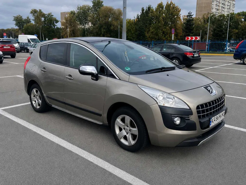 Фото 2012 Peugeot 3008