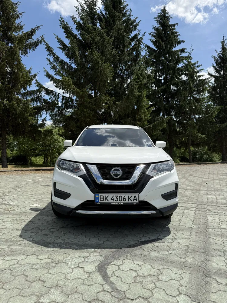 Фото 2017 Nissan Rogue