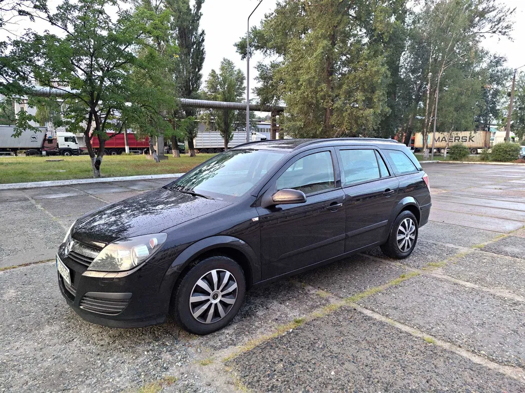 Фото 2006 Opel Astra