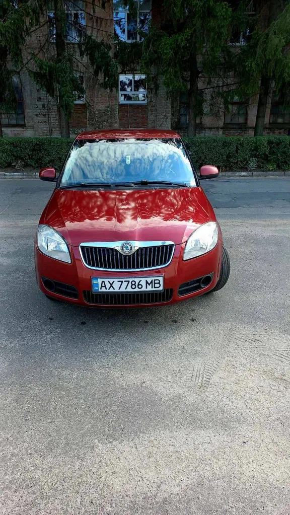 Фото 2008 Skoda Fabia