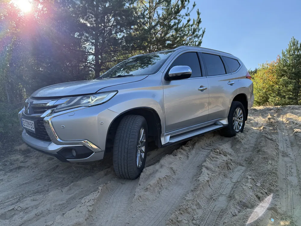 Фото 2017 Mitsubishi Pajero Sport