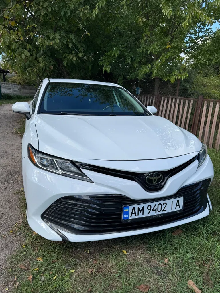 Фото 2019 Toyota Camry