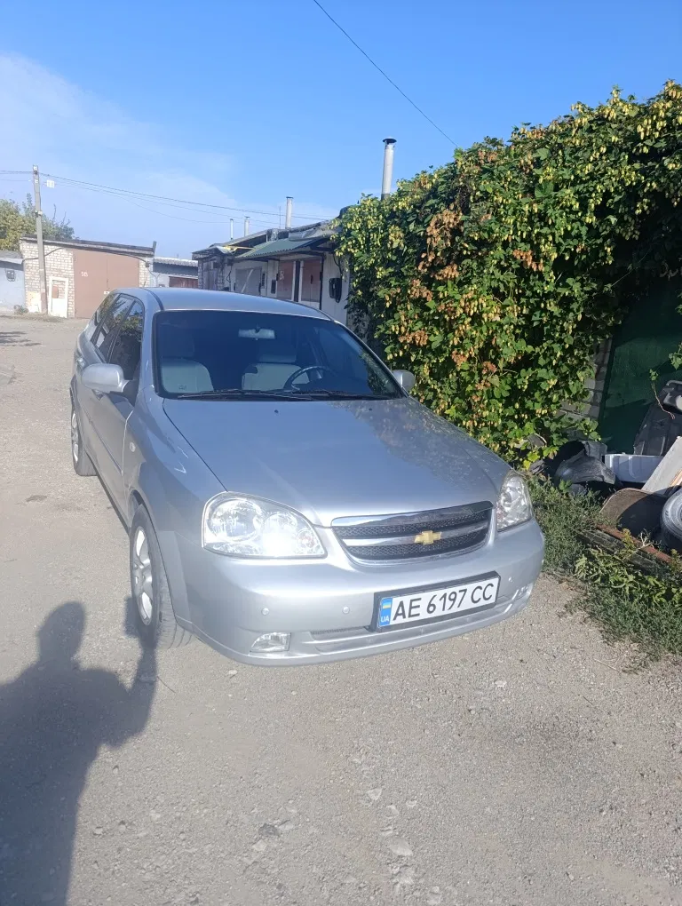 Фото 2004 Chevrolet Lacetti