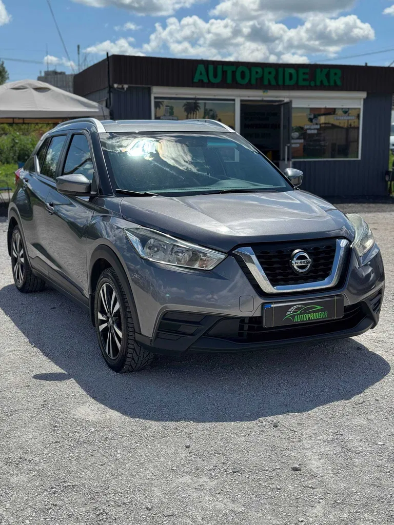 Фото 2018 Nissan Kix