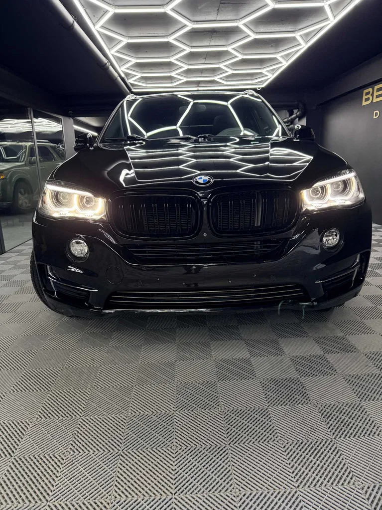 Фото 2017 BMW X5