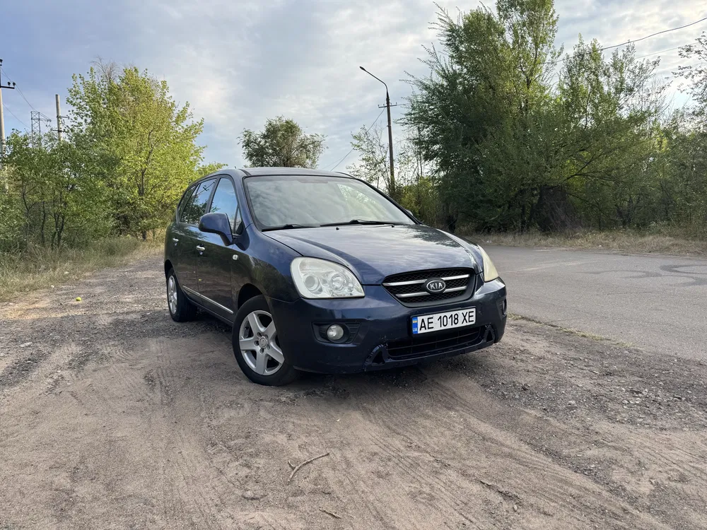 Фото 2007 Kia Carens