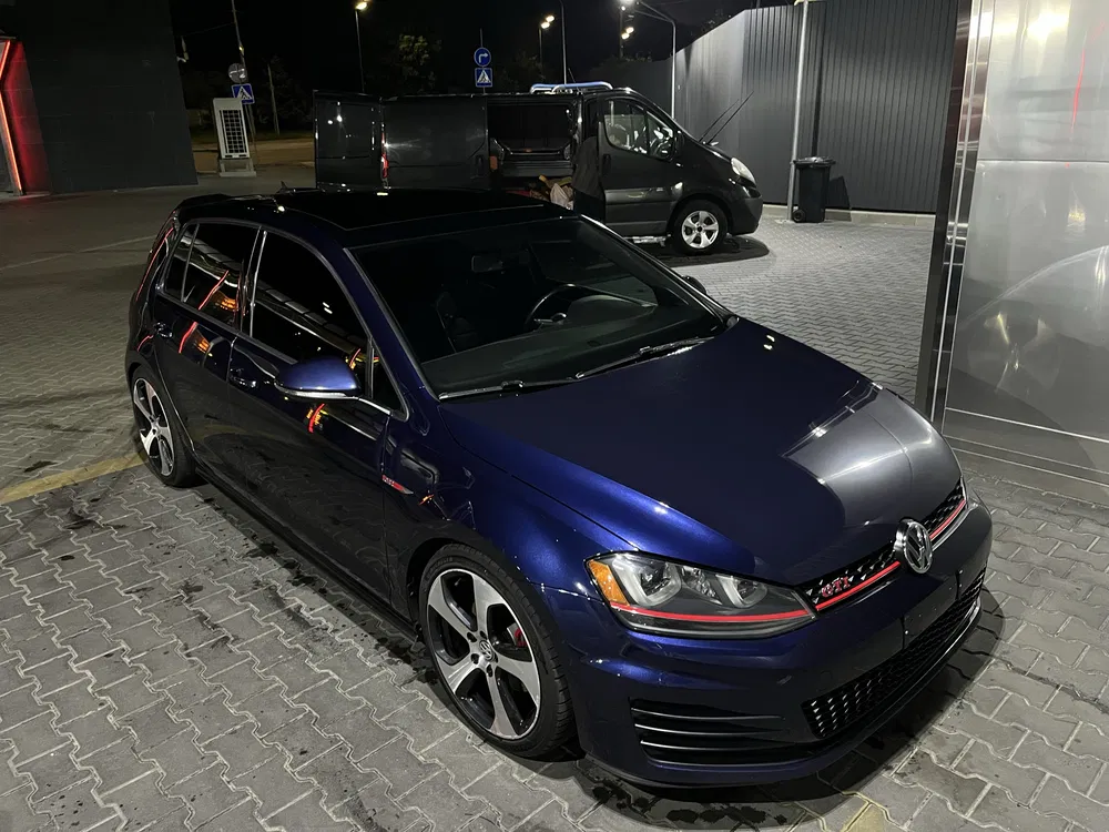 Фото 2014 Volkswagen Golf