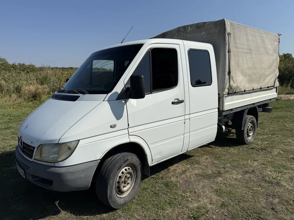 Фото 2005 Mercedes-Benz 300