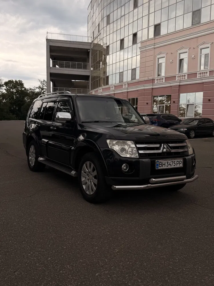 Фото 2008 Mitsubishi Pajero