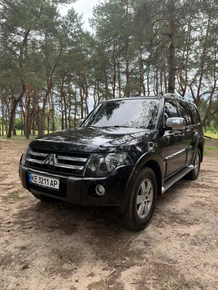 Фото 2008 Mitsubishi Pajero