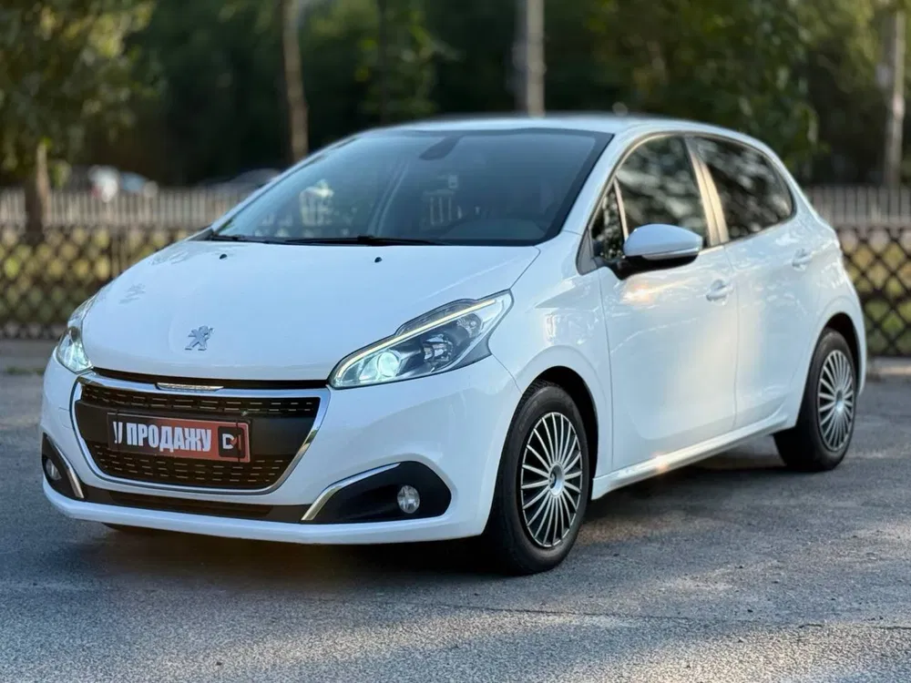 Фото 2019 Peugeot 208