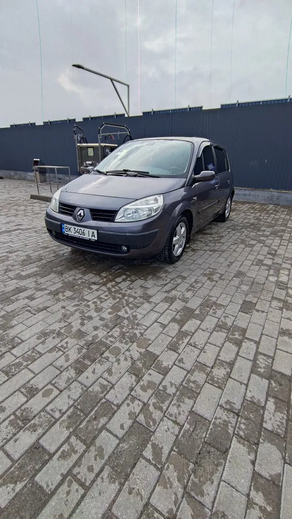 Фото 2005 Renault Scenic II