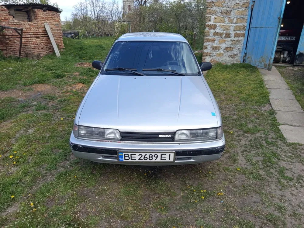 Фото 1987 Mazda 626