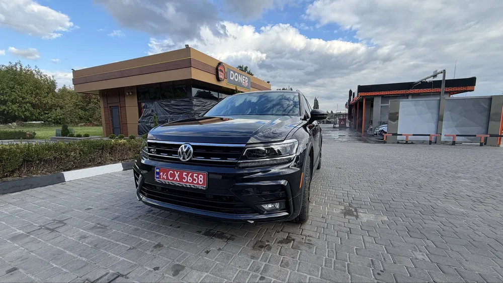 Фото 2021 Volkswagen Tiguan