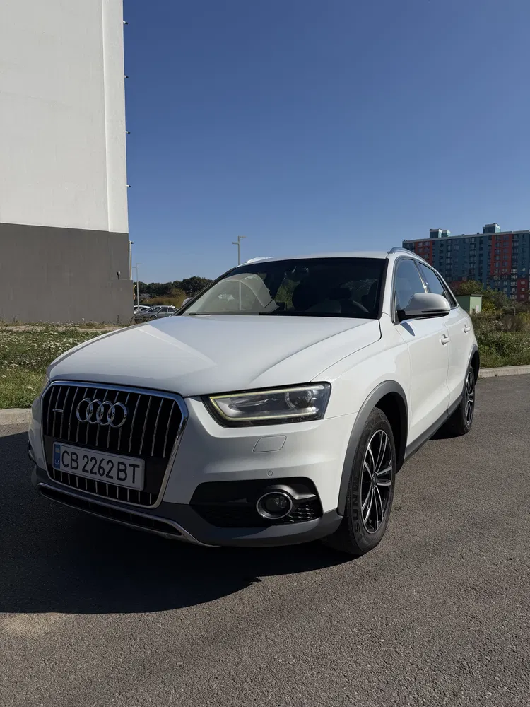 Фото 2014 Audi Q3