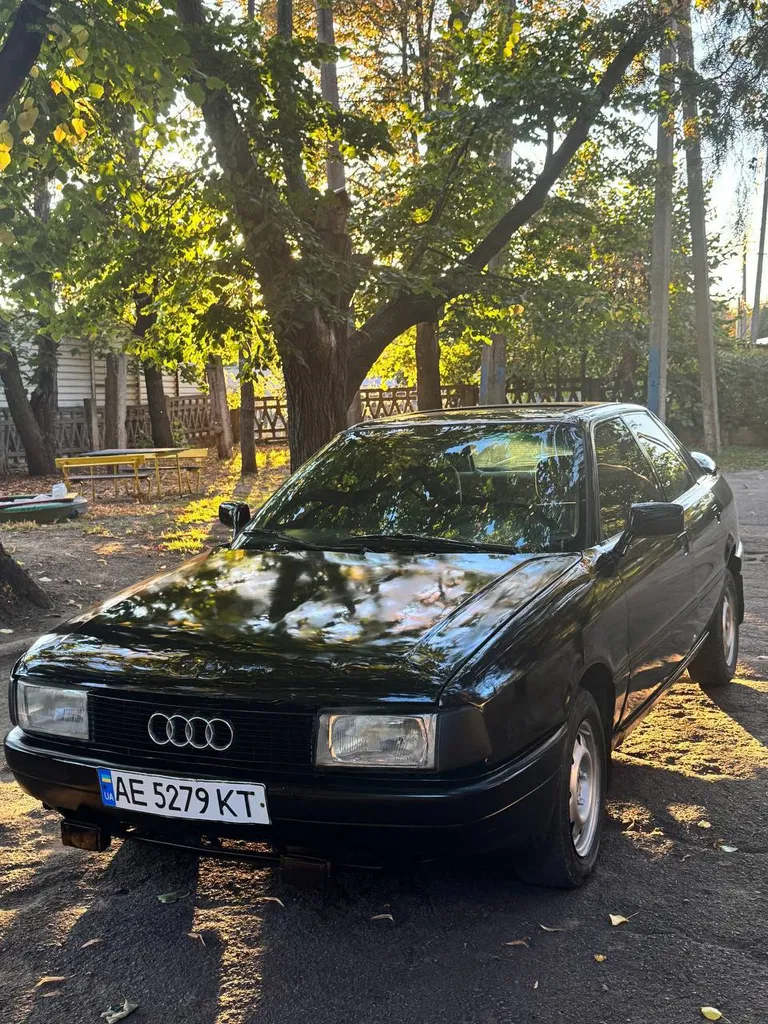 Фото 1989 Audi 80