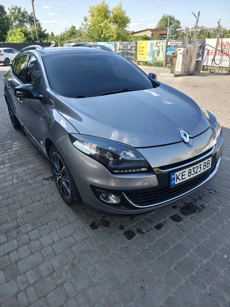 Фото 2013 Renault Megane