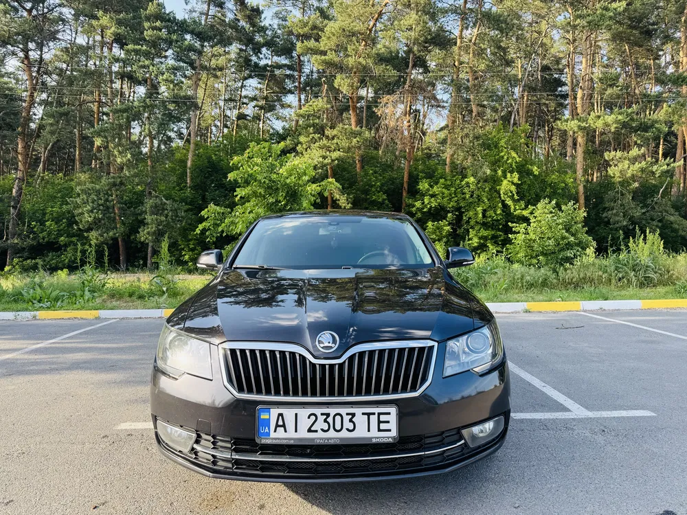 Фото 2013 Skoda Superb