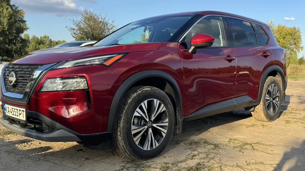Фото 2021 Nissan Rogue