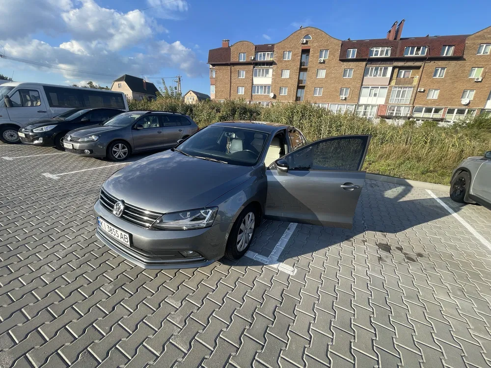 Фото 2015 Volkswagen Jetta