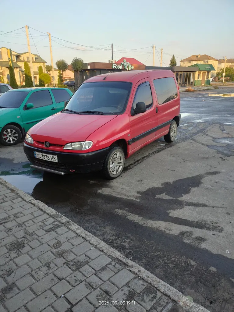 Фото 2002 Peugeot Partner